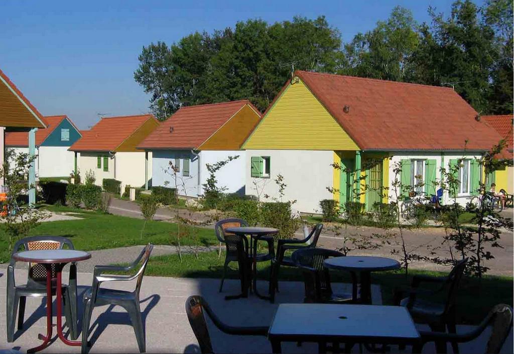 Marina Holyder Villa Giffaumont-Champaubert Rum bild